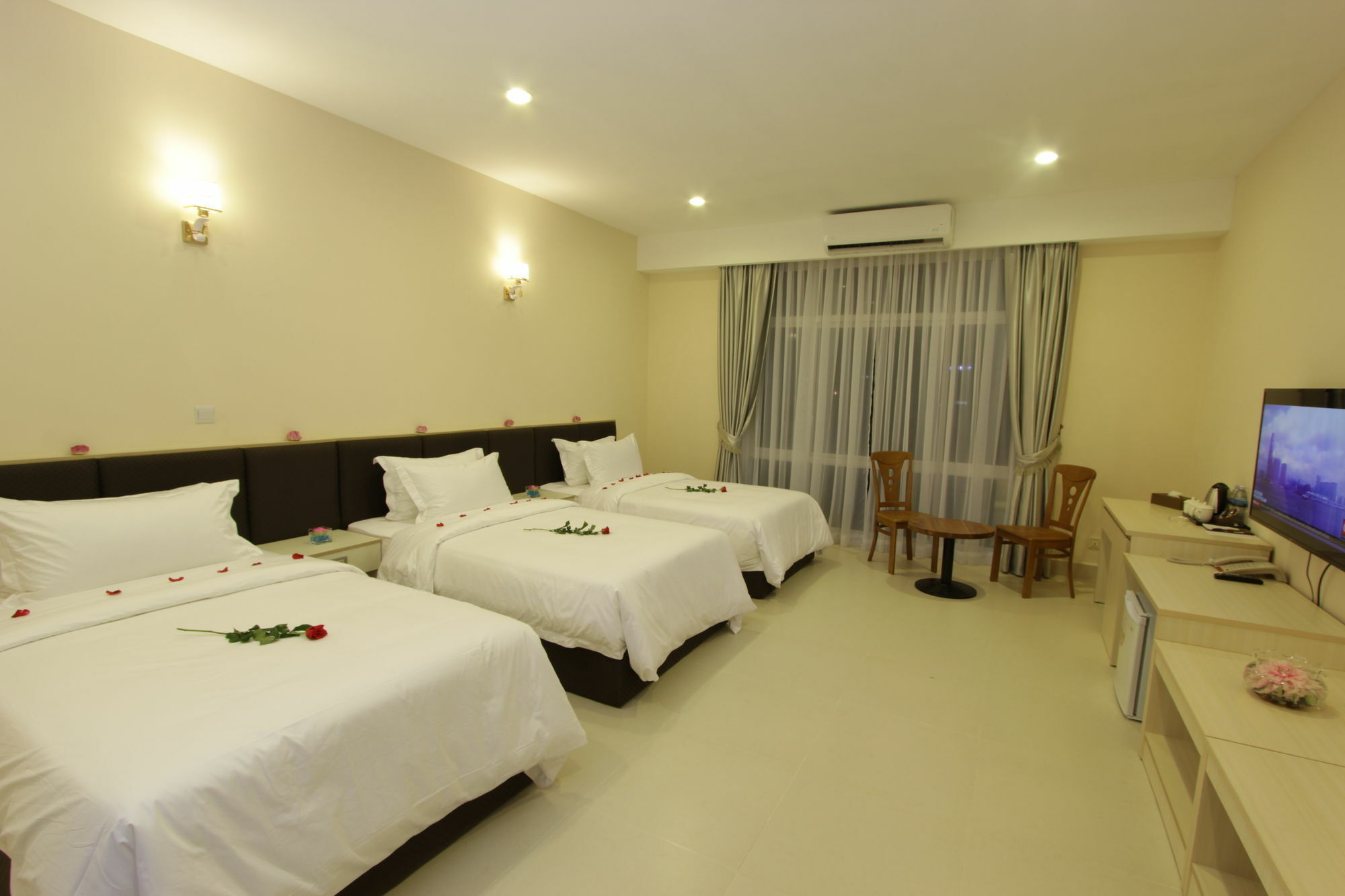Yazhou Foryou Hotel Phnom Penh Exterior foto